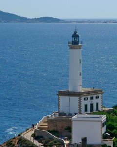 BUILDING & RENOVATING IN IBIZA